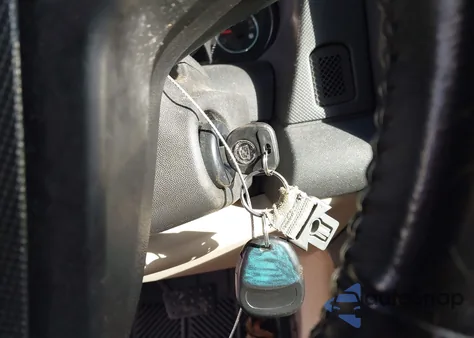 2005 Cadillac Srx V6 z USA, uszkodzony, nr VIN 1GYEE637X50120425